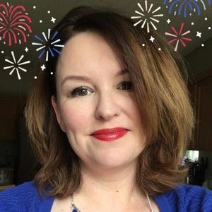 Meet your Posher, Angela